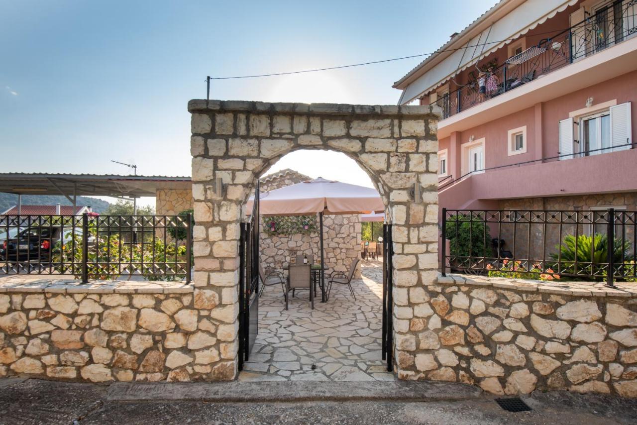 Sofias Cottage Razata Argostoli Exterior photo