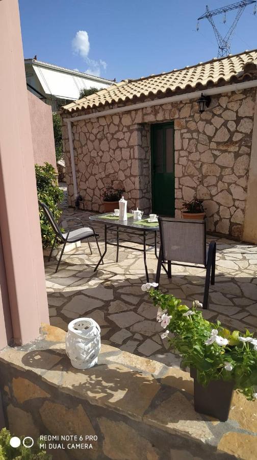 Sofias Cottage Razata Argostoli Exterior photo