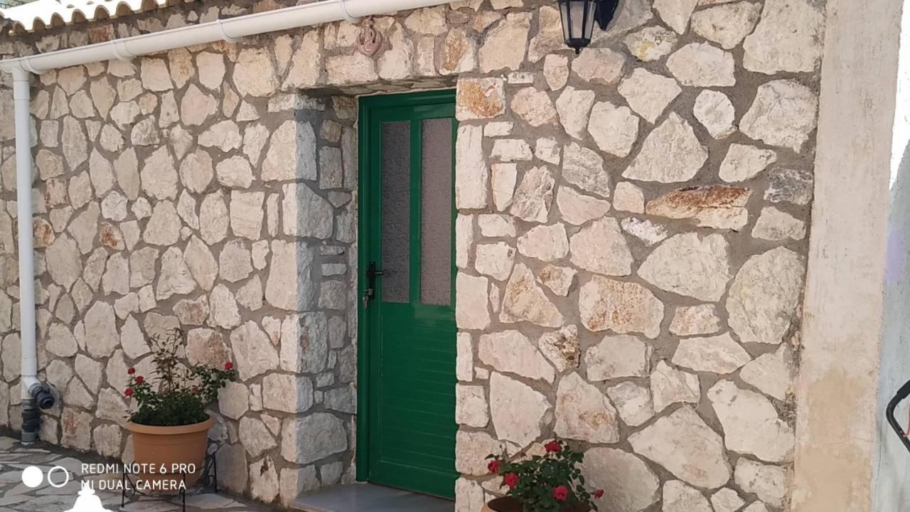 Sofias Cottage Razata Argostoli Exterior photo